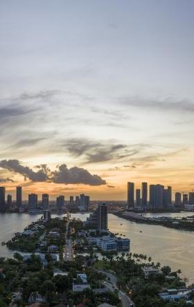 Sunset over Miami, the aerial view from Venetian Islands